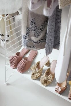 String Closet Shelving 16 String Closet Shelving -DWR Sales W DWR 2515457 100133488 white v4 001