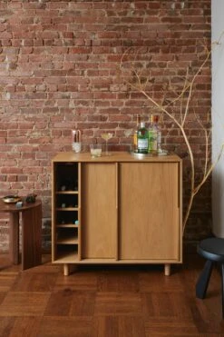 Edel Wine Bar -DWR Sales W DWR 2517932 100168850 oak v3 001