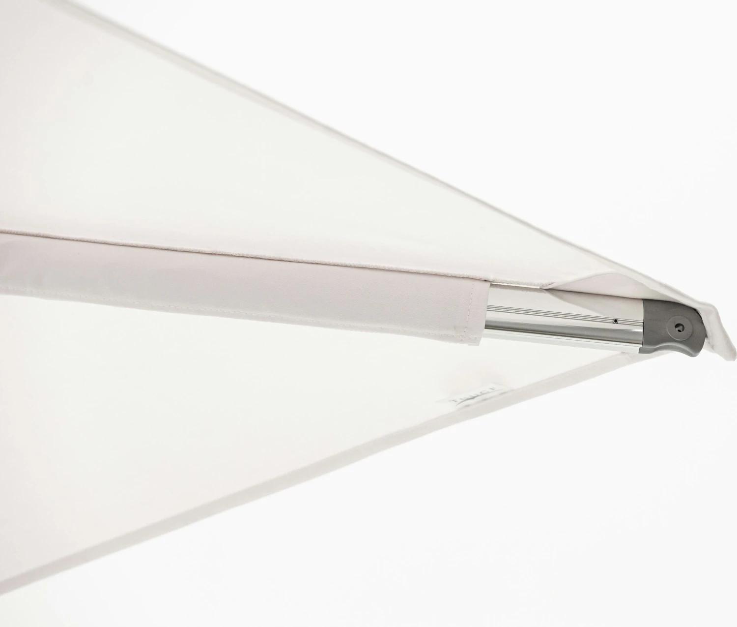 Tuuci Ocean Master Max Low-Profile Cantilever Umbrella W/Heating & Lighting 6 Tuuci Ocean Master Max Low-Profile Cantilever Umbrella W/Heating & Lighting - Image 4