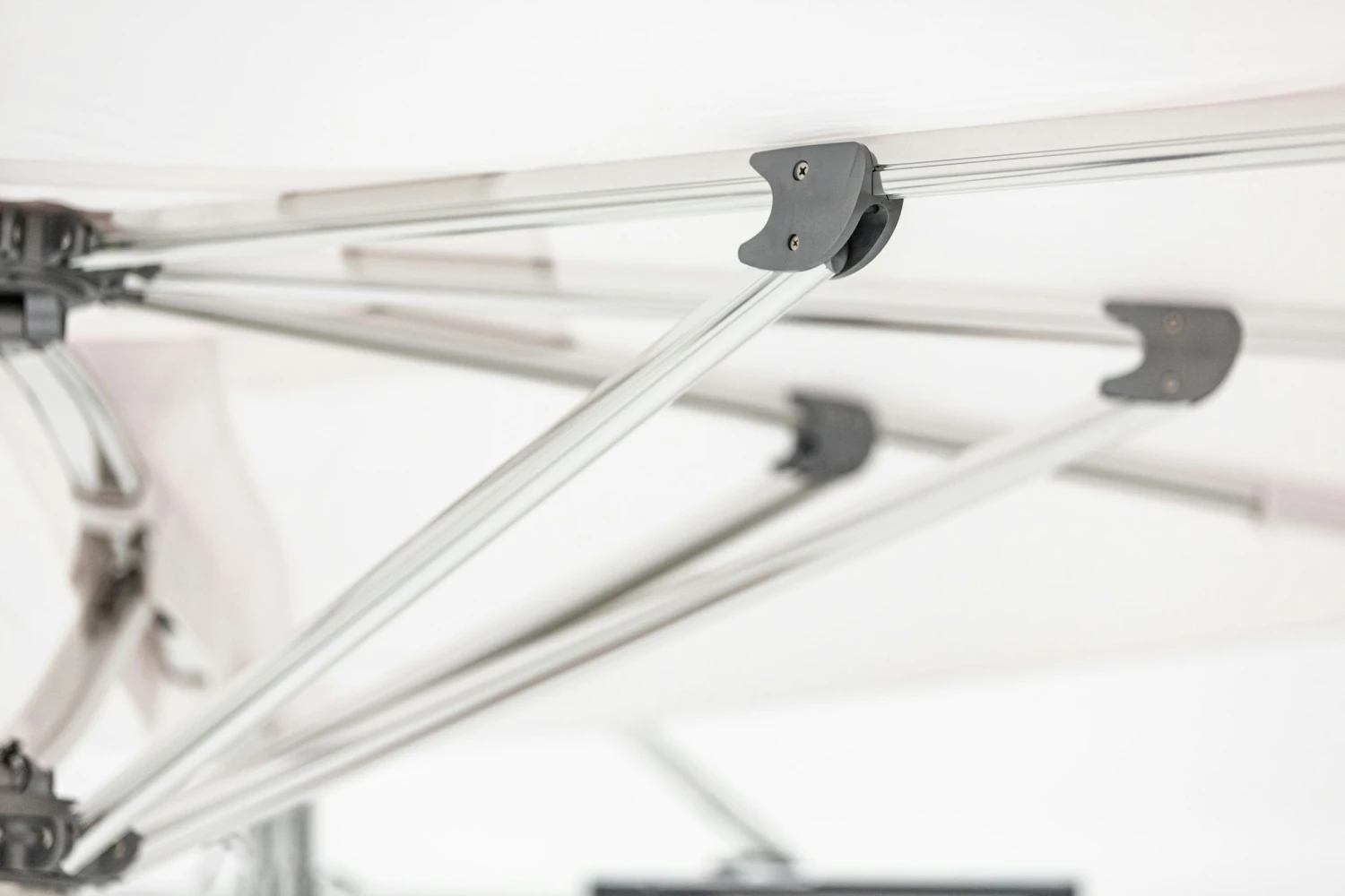 Tuuci Ocean Master Max Low-Profile Cantilever Umbrella W/Heating & Lighting 5 Tuuci Ocean Master Max Low-Profile Cantilever Umbrella W/Heating & Lighting - Image 3