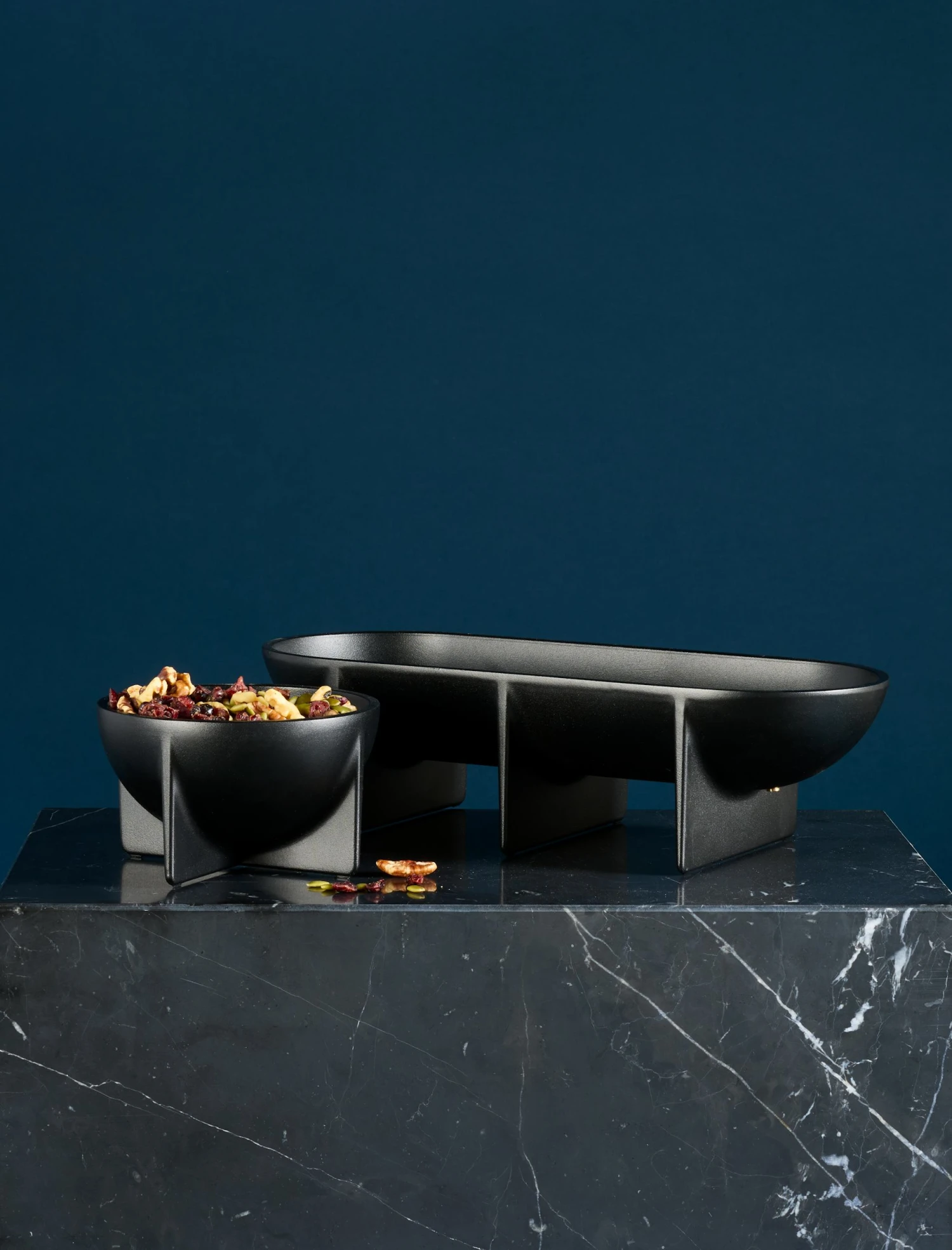 Standing Bowl, Small Round 4 Standing Bowl, Small Round - Image 2