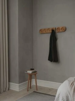 Solid Hook 12 Solid Hook -DWR Sales W DWR 2536712 100269536 2 hooks oak v2