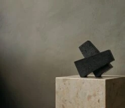 Converge Bookends 17 Converge Bookends -DWR Sales W DWR 2552519 100368700 black v1