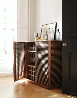 Line Bar -DWR Sales W DWR 3723 504171 walnut v2 1