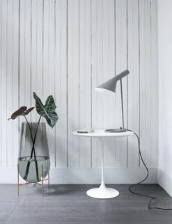 Echasse Vase -DWR Sales W DWR 751 100071879 dark grey v2 001 jpg