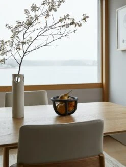 Cenote Vase 8 Cenote Vase -DWR Sales W DWR FA22 EDITORIAL 006