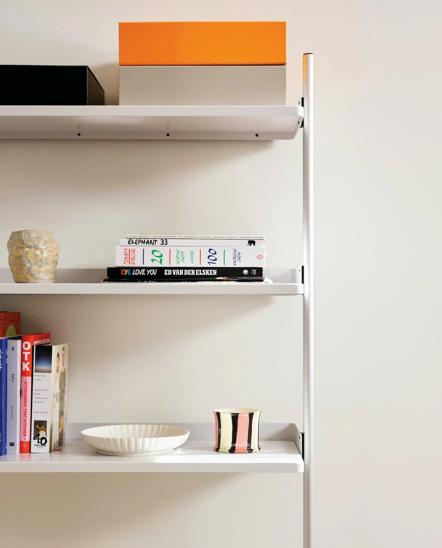 Hay Pier Library 10 Hay Pier Library - Image 8